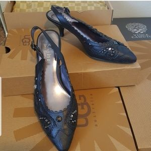 Ladies 7 1/2 black leather rhinestone kitten heels